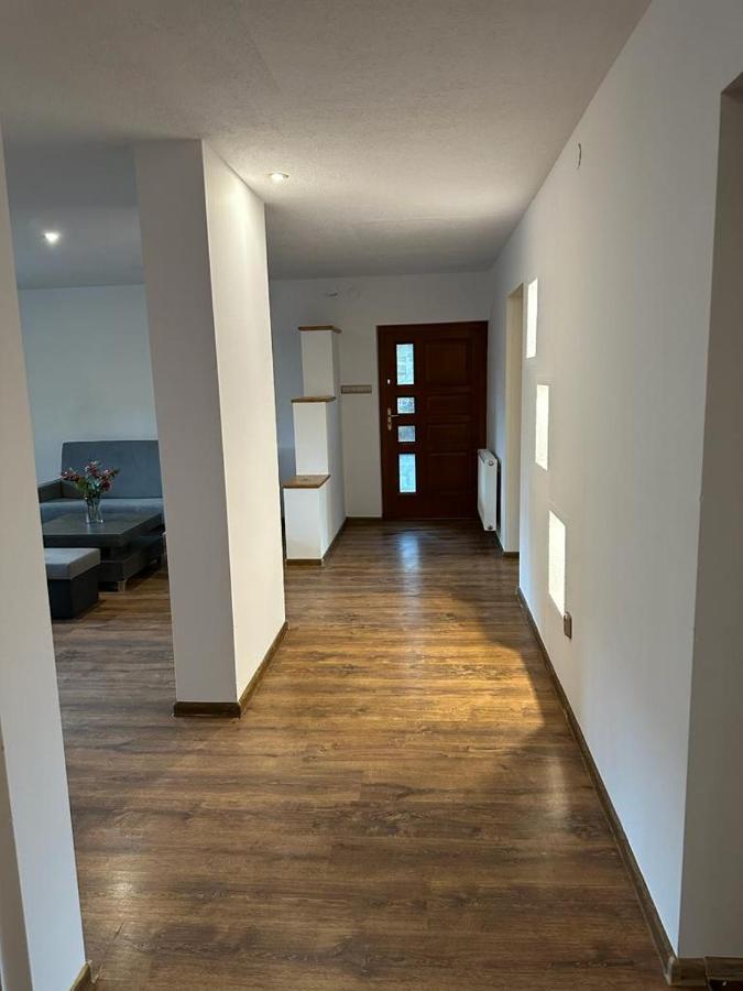 Agroturystyka Alpaka Konradow Apartment Konradow  ภายนอก รูปภาพ